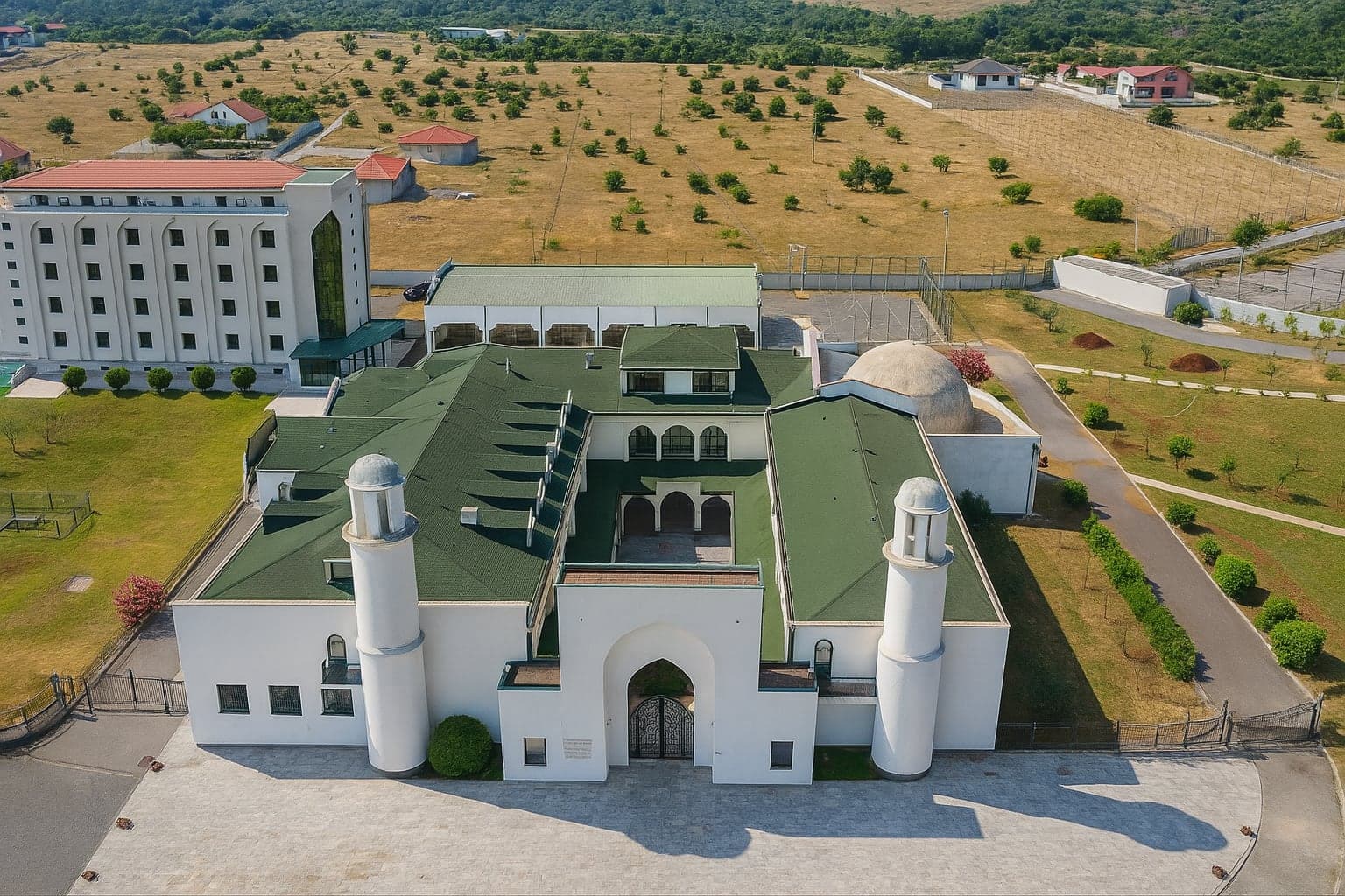 Zgrada Medrese „Mehmed Fatih“ u Donjem Milješu, iz zraka